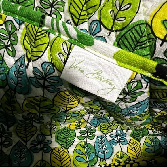 VERA BRADLEY Limes Up 2012 Weekender Trolly Bag Lightweight Yellow Green Floral - Picture 12 of 13